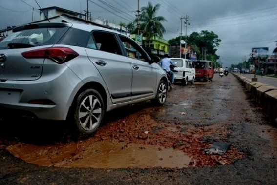 Road connecting from Nagerjala to Amtali turned paralyzed: authority silent Road connecting from Nagerjala to Amtali turned paralyzed: authority silent